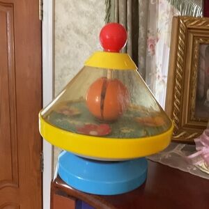 VINTAGE CHICCO CHILD'S PRESCHOOL SPINNING TOP TOY FLOWERS AND BEE MADE USA GUC